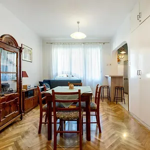 Apartment Zoe, Split
